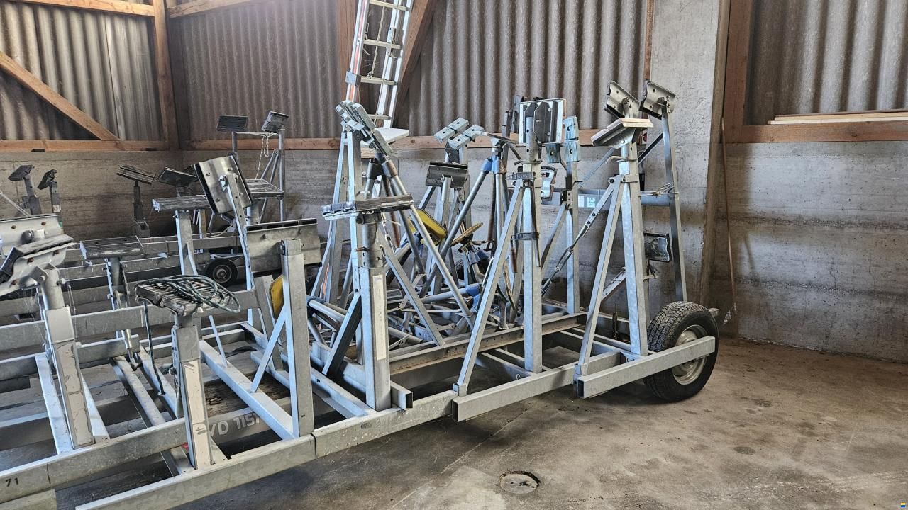 Satellite  Chevalets d'entreposage