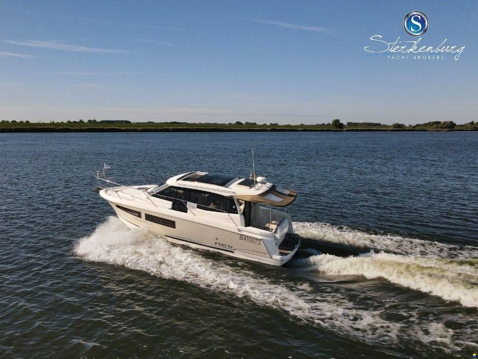Jeanneau NC 9