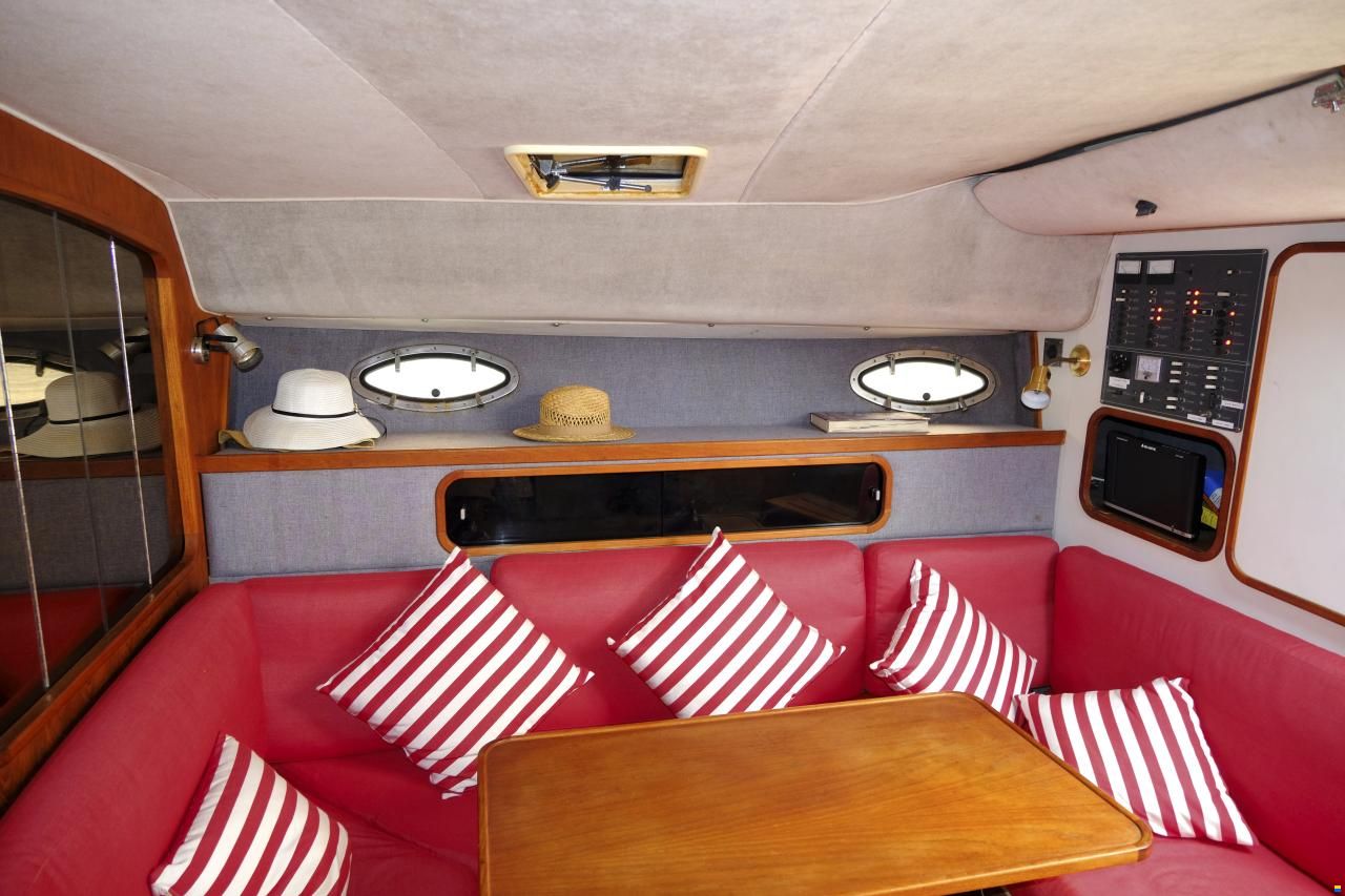 Tiara 31 Open