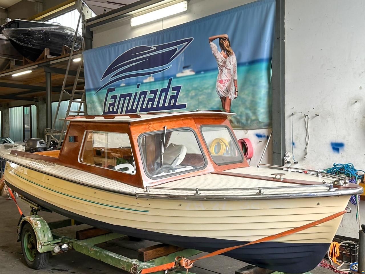 Hensa  De Luxe Variant