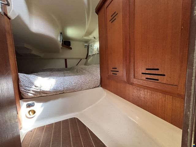 Hunter Marine 336