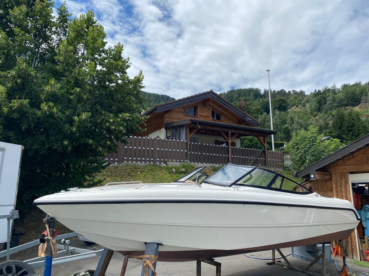 Stingray 220 LX