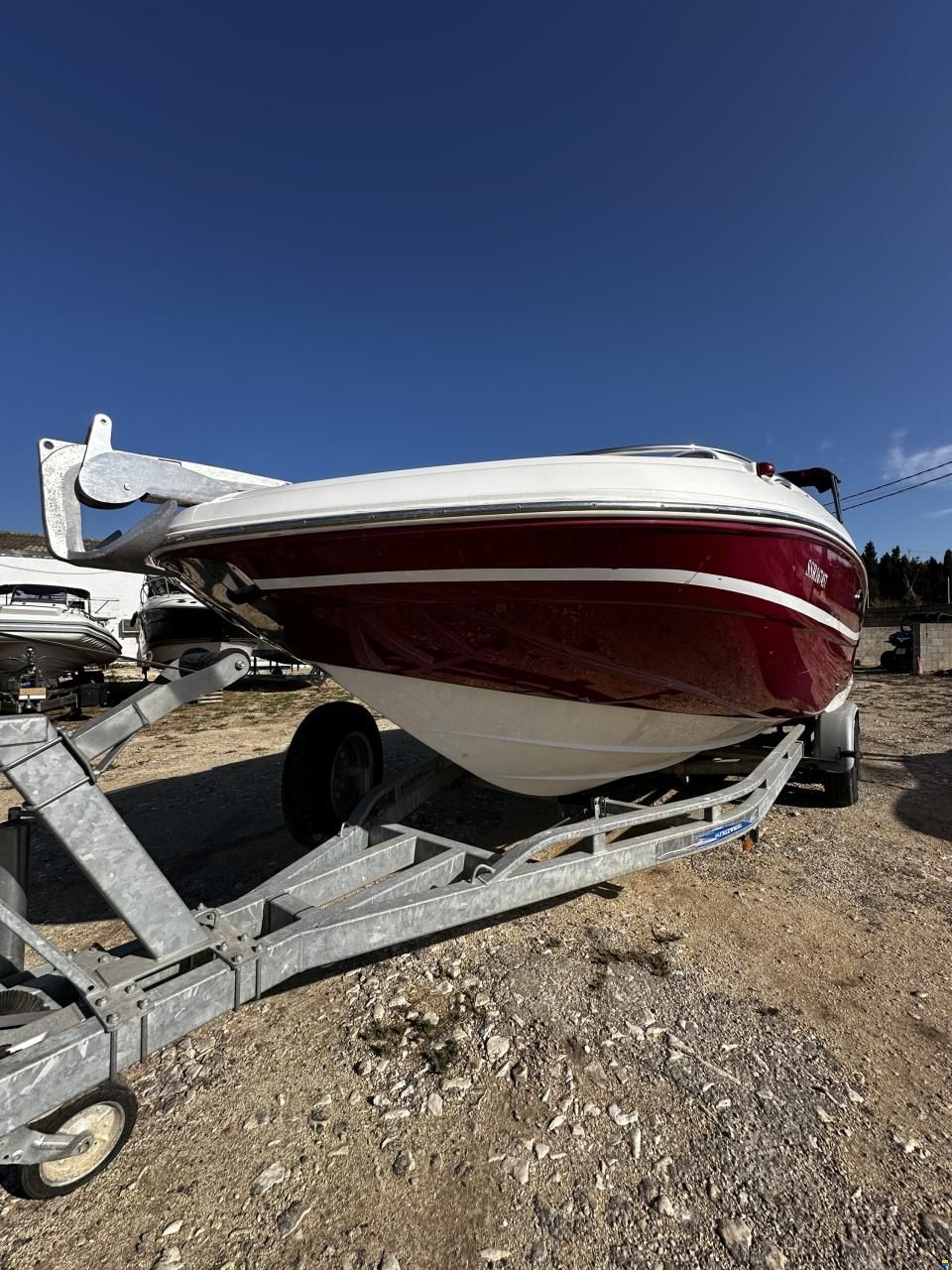 Hurricane Boats Sundeck 2400
