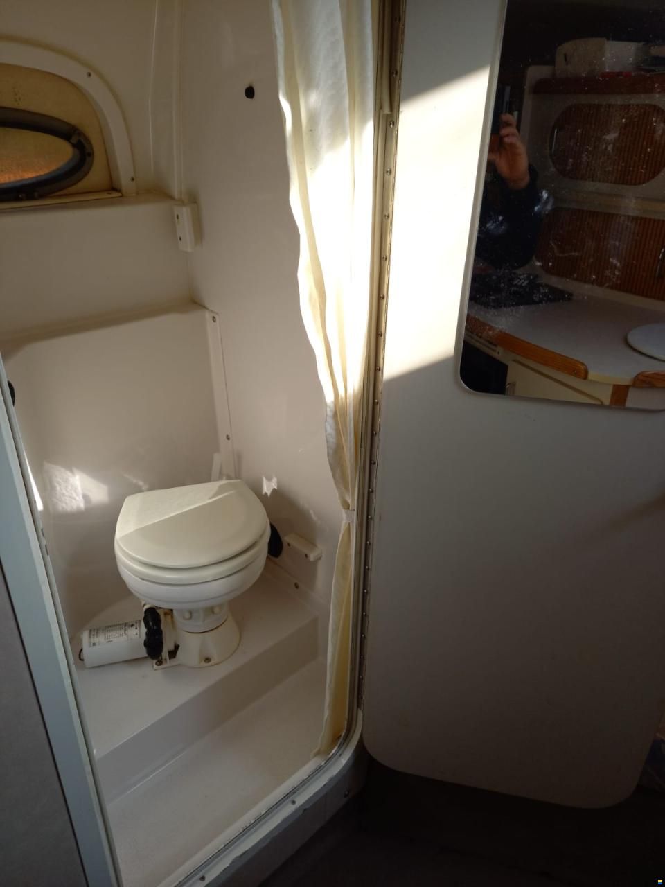 Four Winns Vista 258