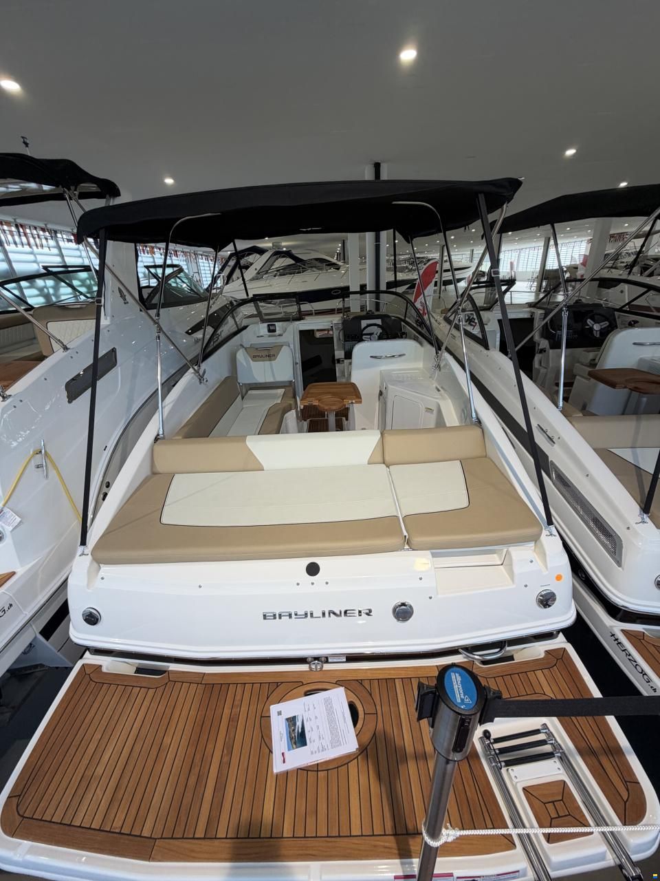 Bayliner 742 R