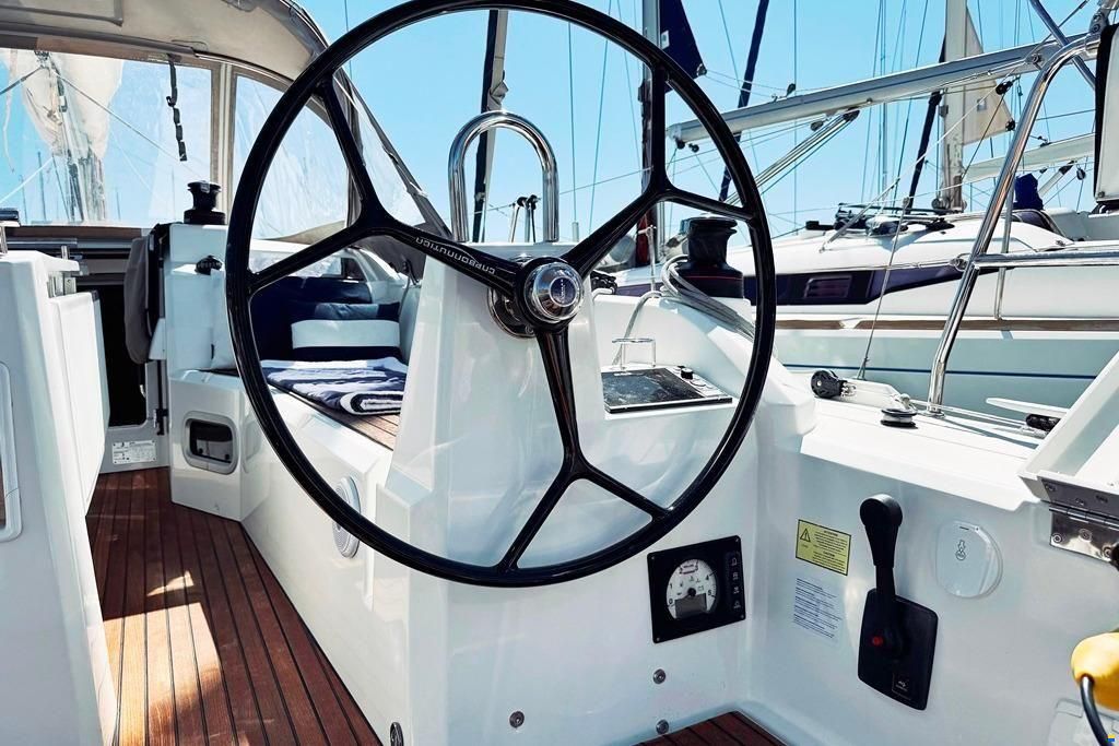 Beneteau Oceanis 34.1