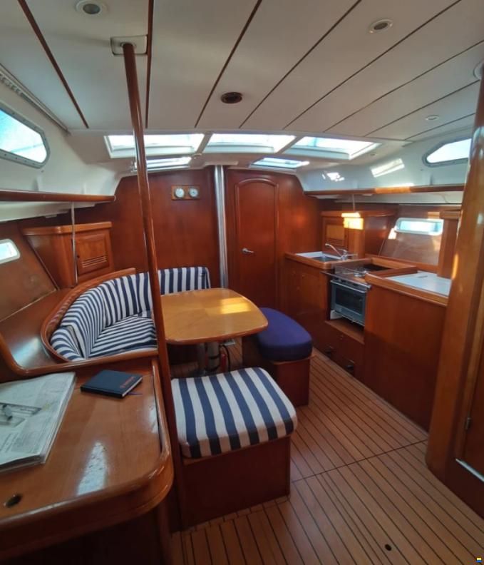 Beneteau Oceanis 393