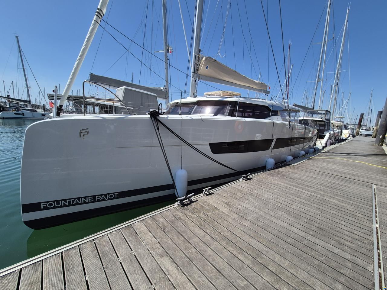Fountaine Pajot AURA 51