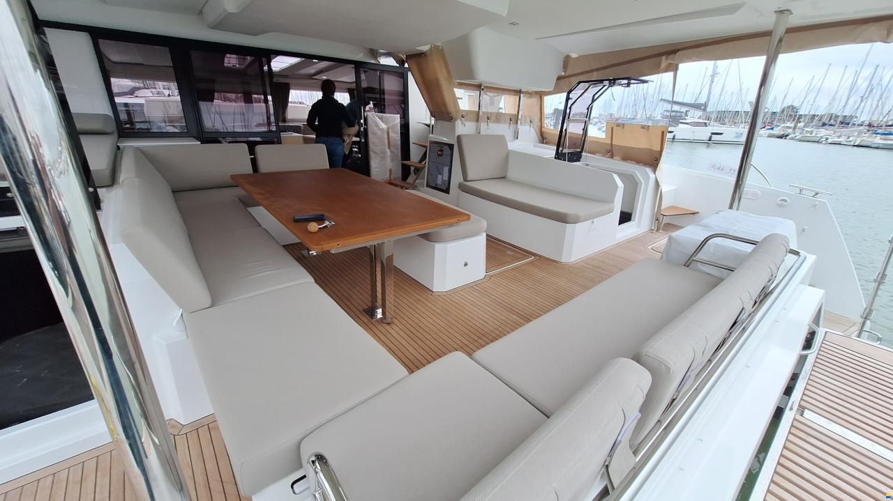 Fountaine Pajot AURA 51