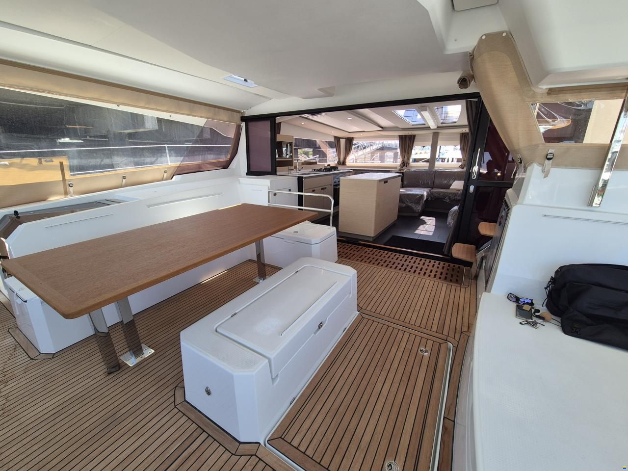 Fountaine Pajot AURA 51