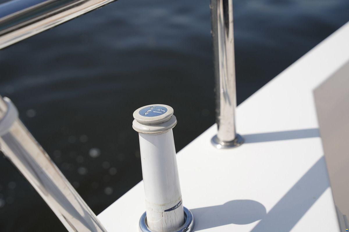 Axopar 28 Cabin