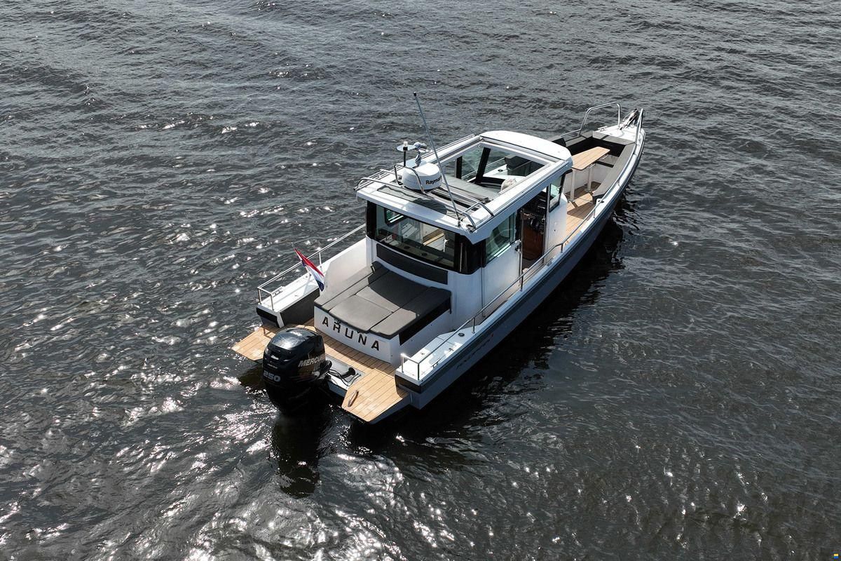 Axopar 28 Cabin