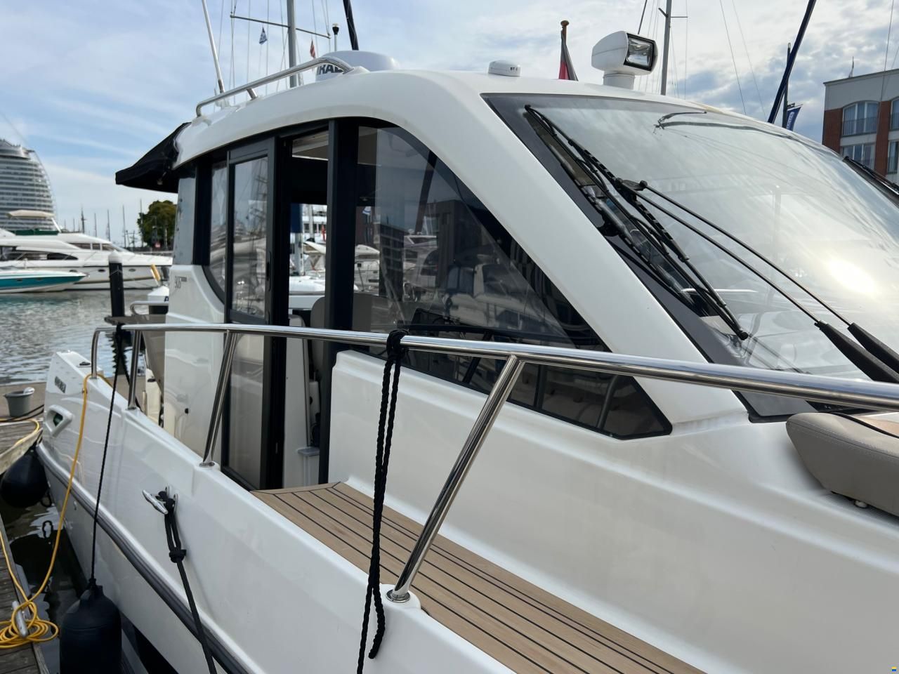 Quicksilver 905 Weekend 300PS V8