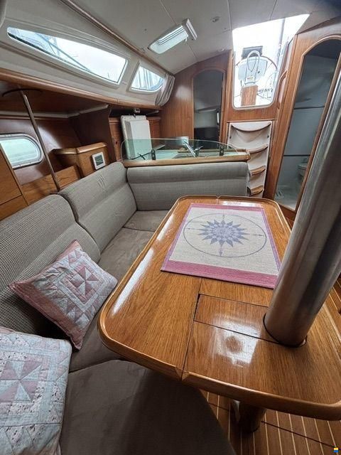 Jeanneau Sun Odyssey 35