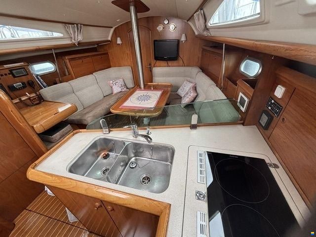 Jeanneau Sun Odyssey 35