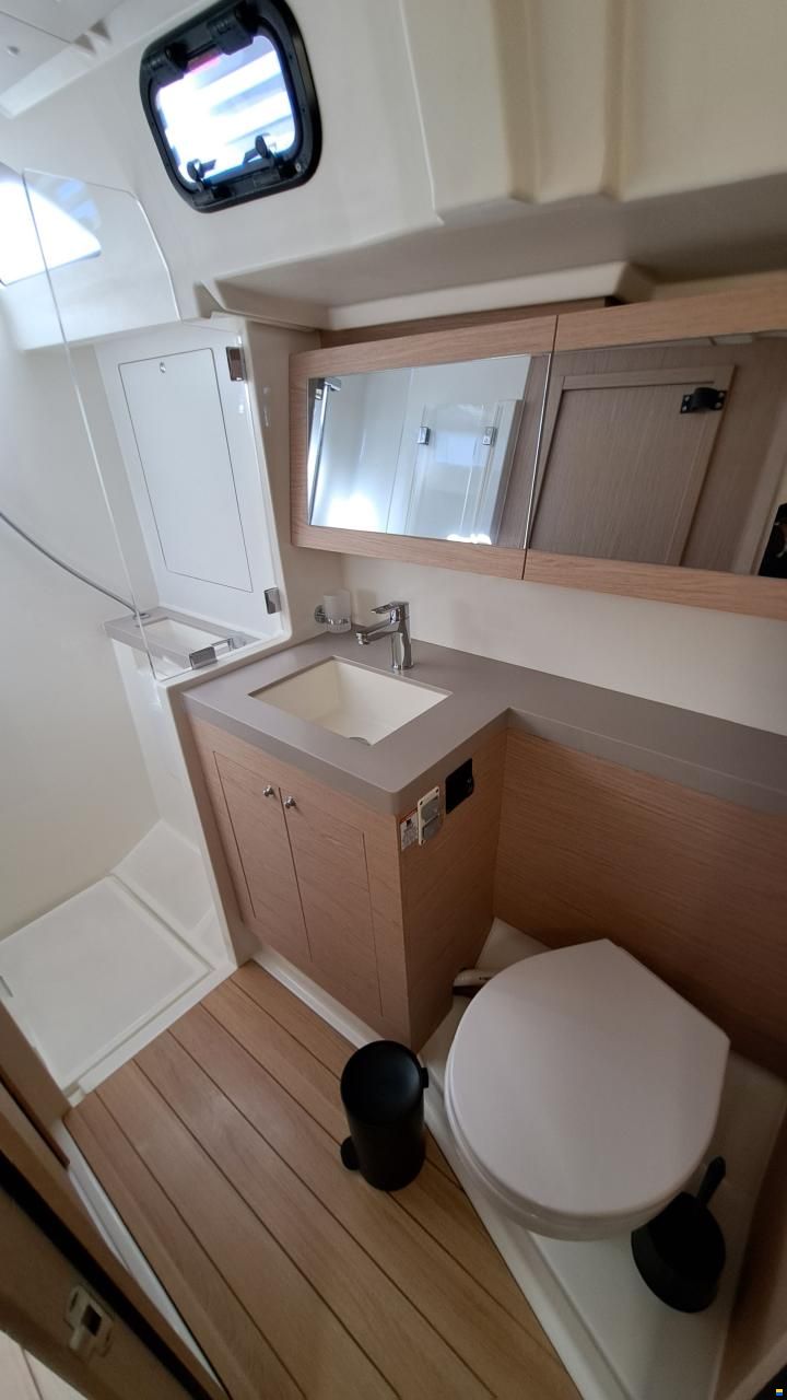 Beneteau Oceanis 51.1