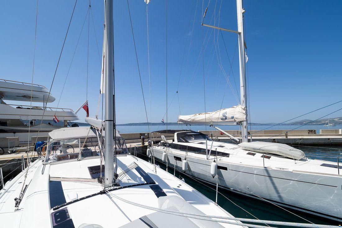 Beneteau Oceanis 51.1