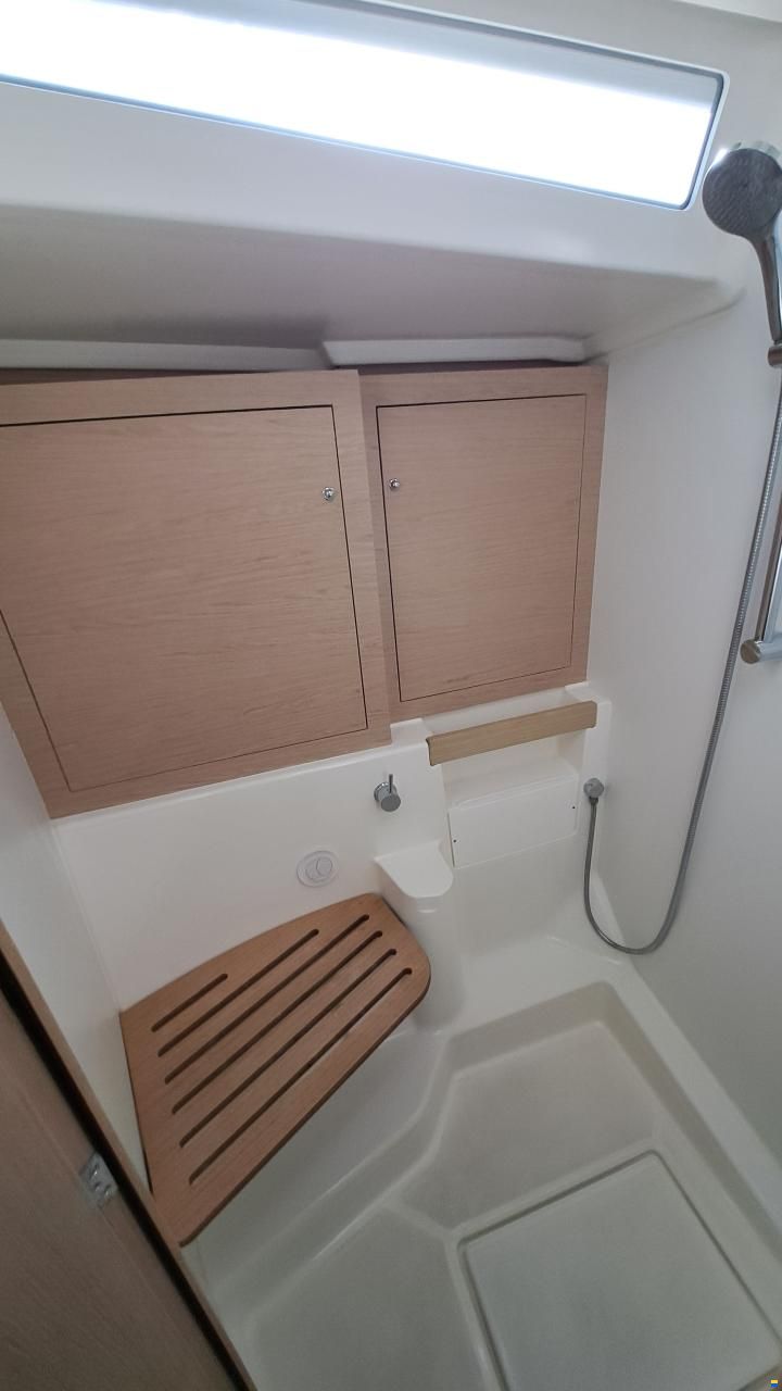 Beneteau Oceanis 51.1