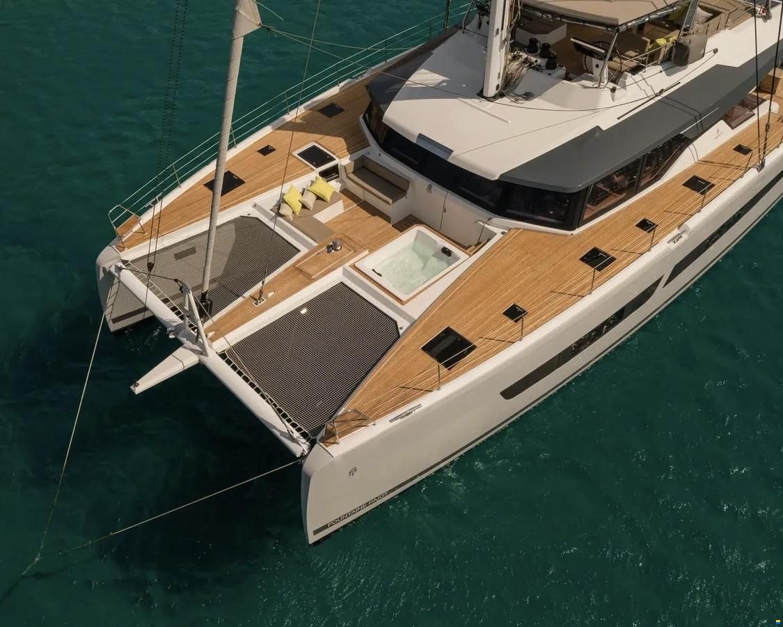 Fountaine Pajot Alegria 67