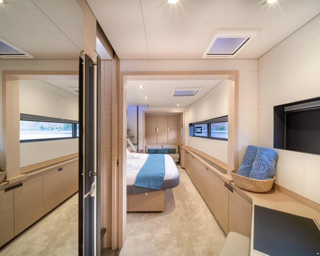 Fountaine Pajot Alegria 67
