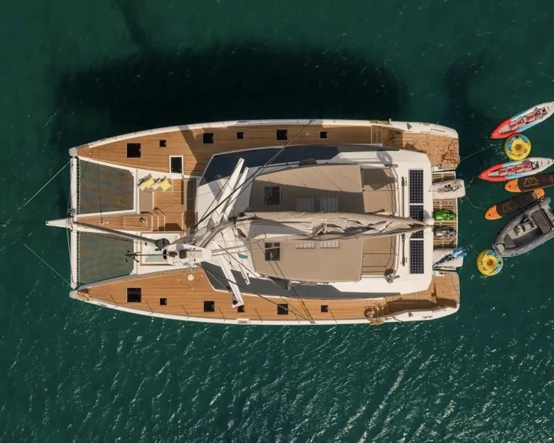 Fountaine Pajot Alegria 67