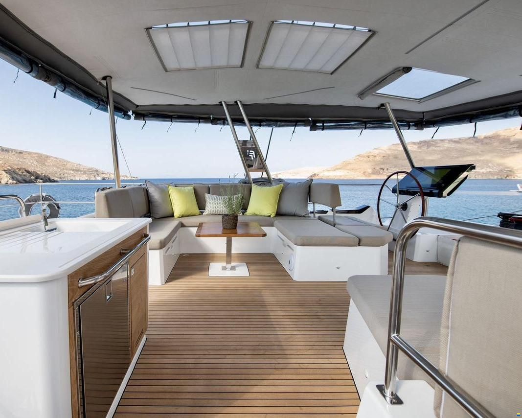 Fountaine Pajot Alegria 67