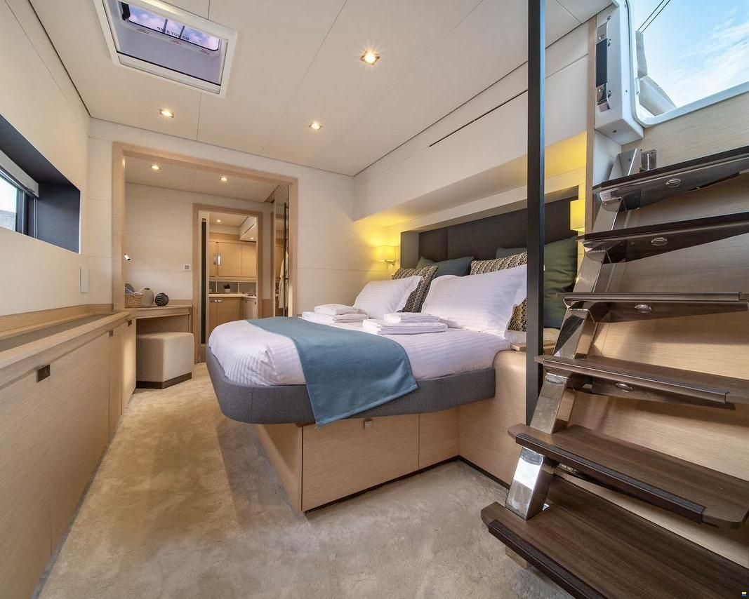 Fountaine Pajot Alegria 67