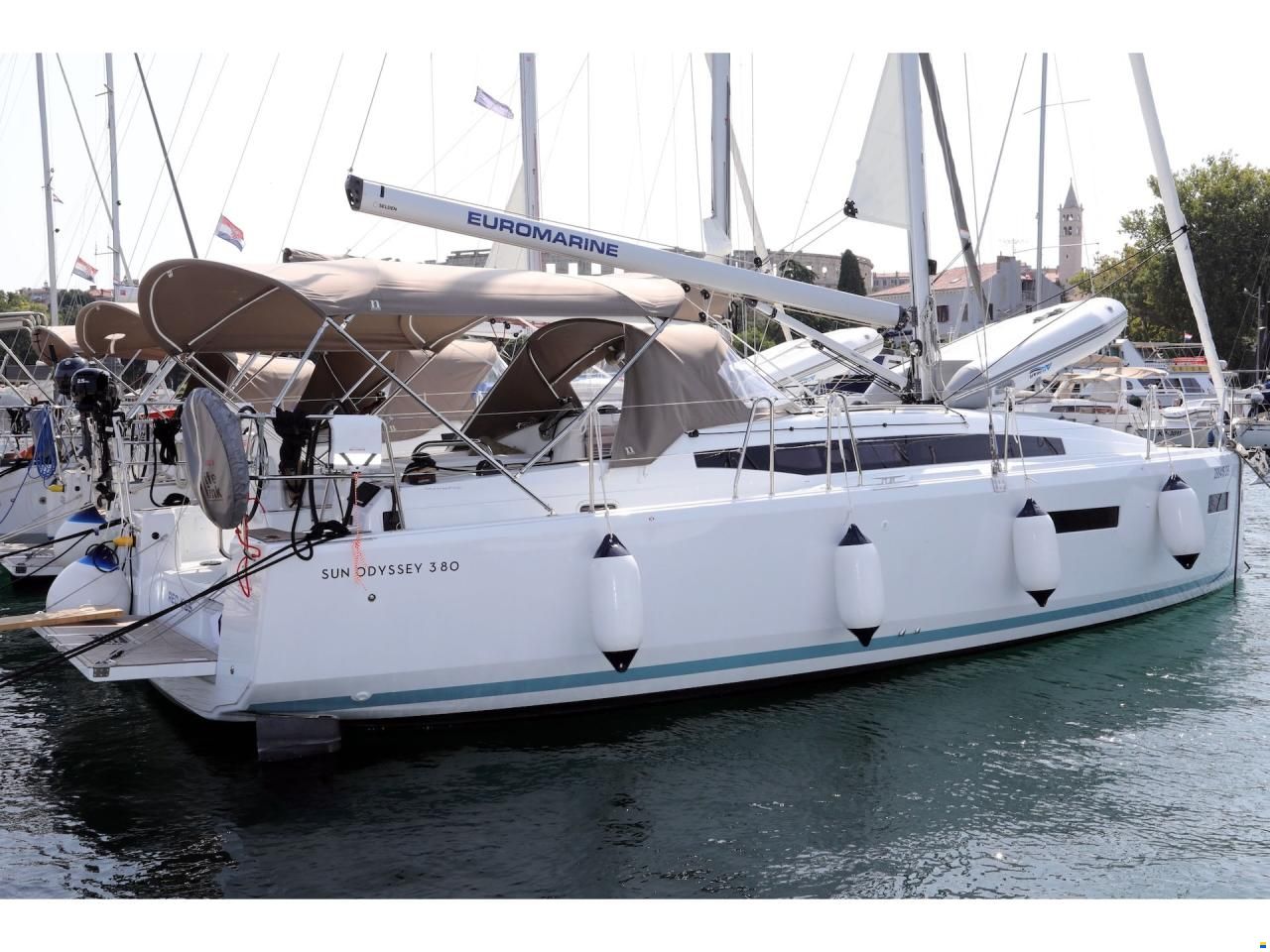 Jeanneau Sun Odyssey 380