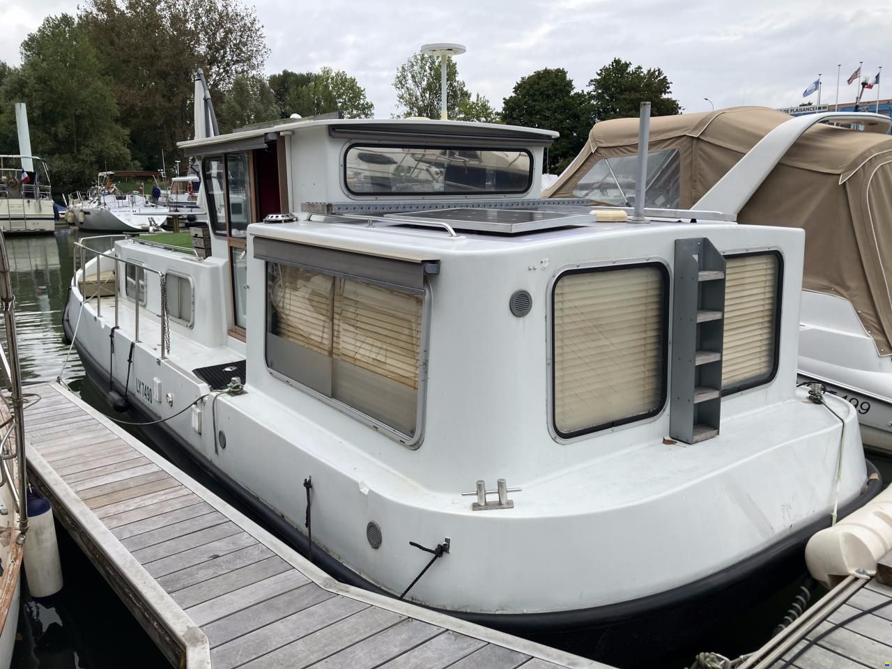 Locaboat P&eacute;nichette