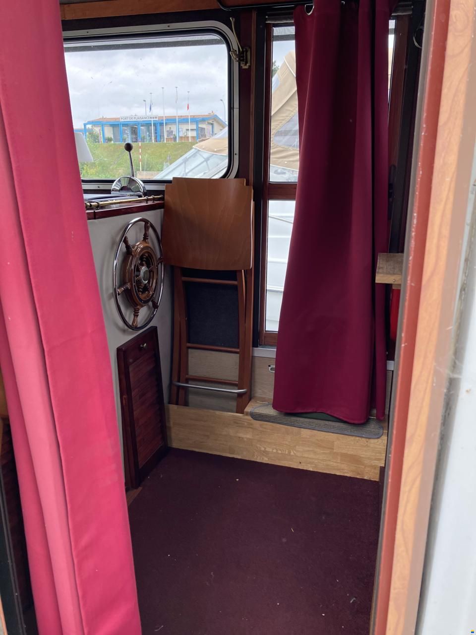 Locaboat P&eacute;nichette