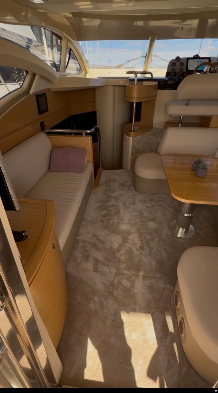 Azimut 43 Flybridge