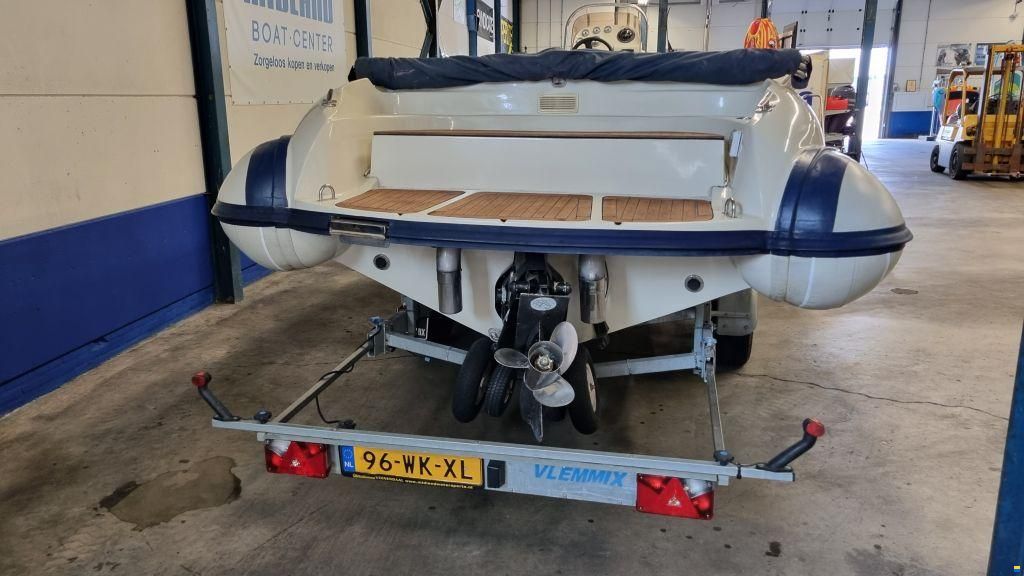 Scanner Envy 710 RIB 300pk met trailer