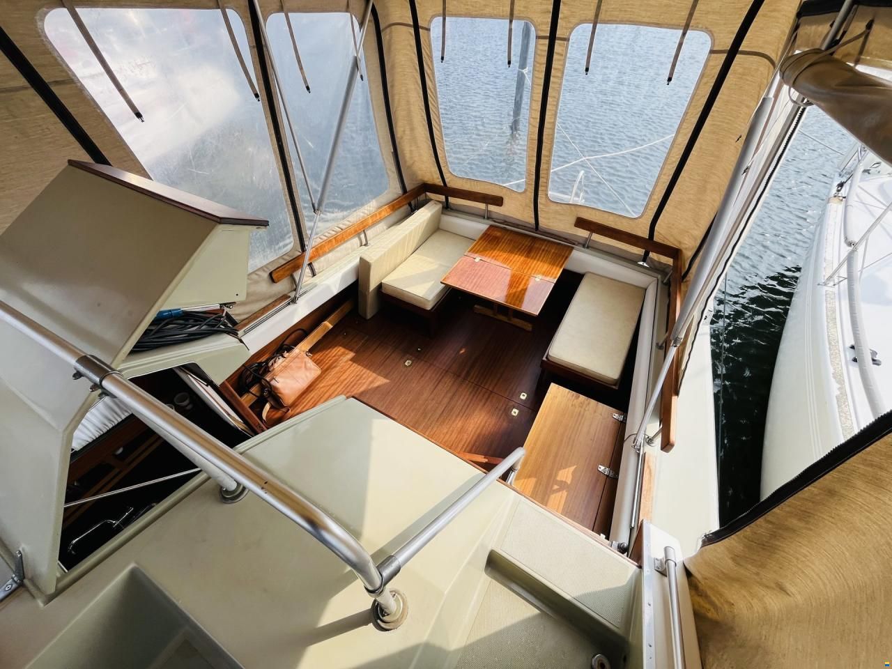 Coronet 32 Oceanfarer