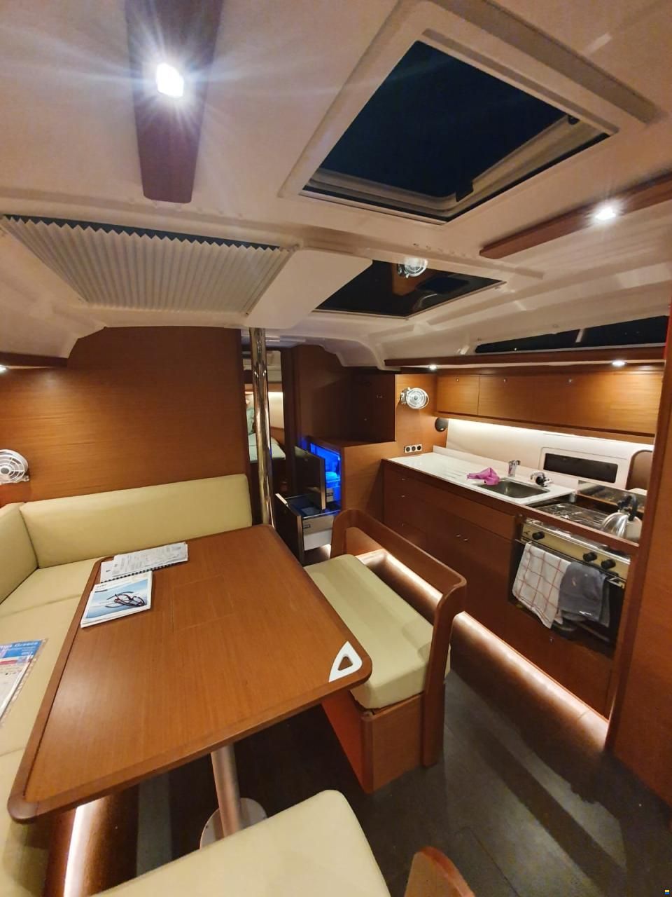 Dufour 430 GL