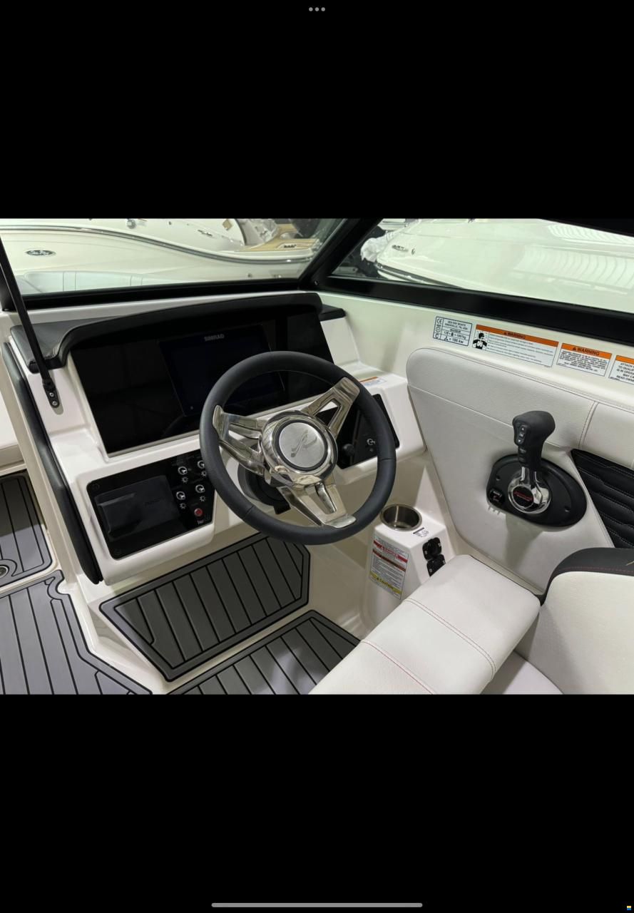Sea Ray SPX 230 OB