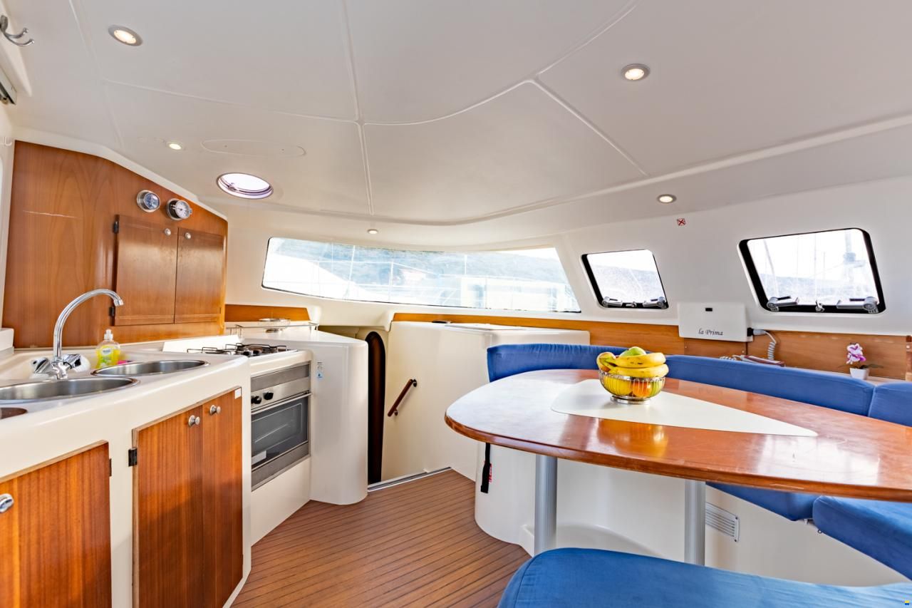 Fountaine Pajot Lavezzi 40