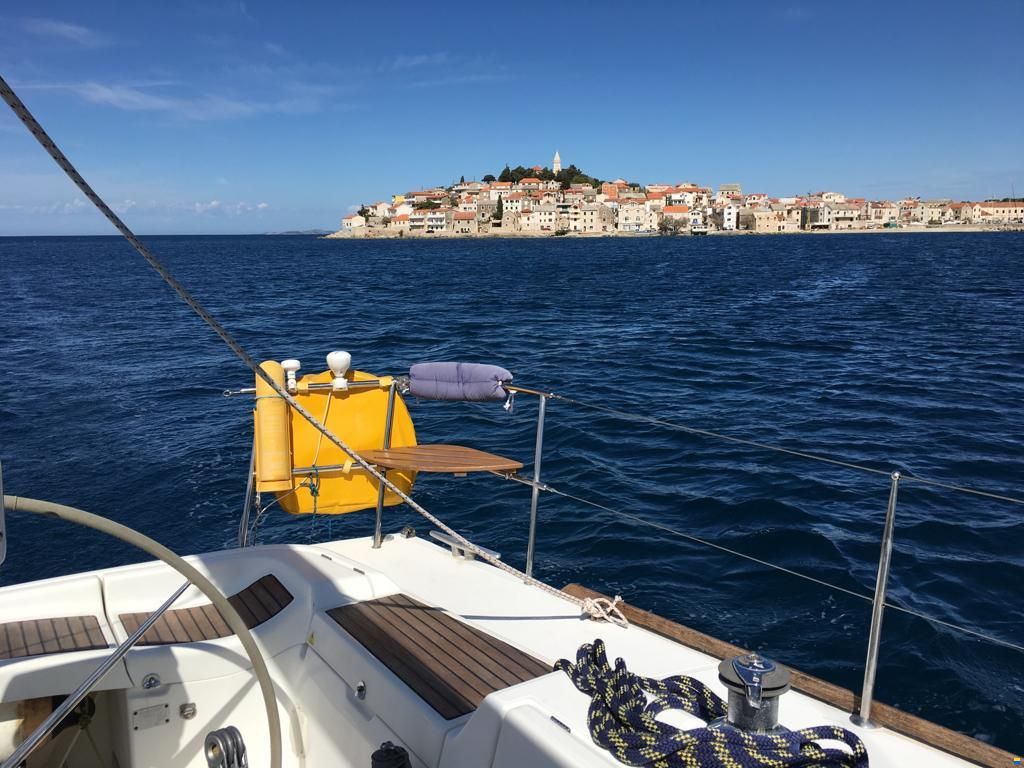Beneteau First 47.7