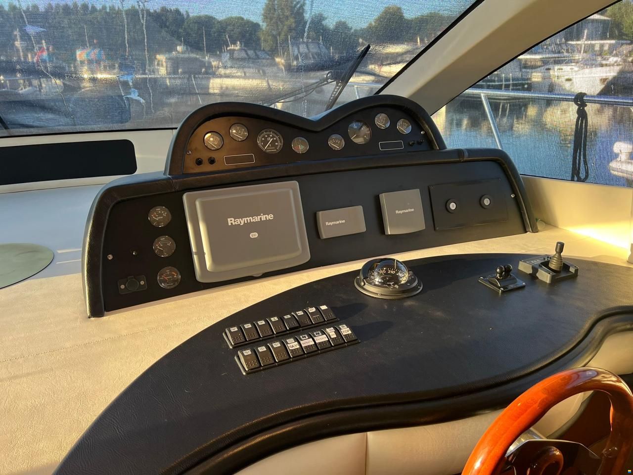 Astondoa 43 Flybridge GLX