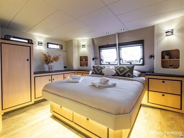 Argos 13.50 - Three Cabin - Sunroof