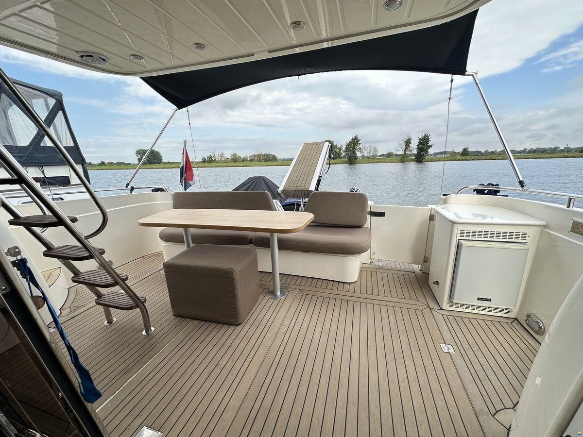 Sunseeker Manhattan 48