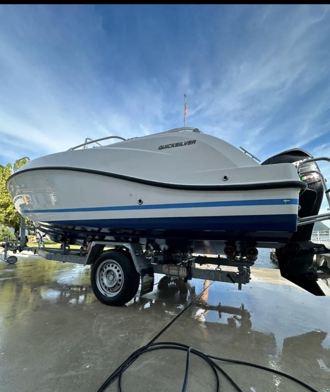 Quicksilver Activ 555 Open