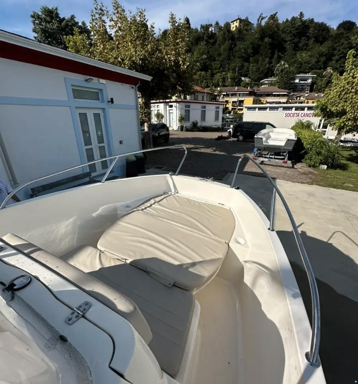 Quicksilver Activ 555 Open