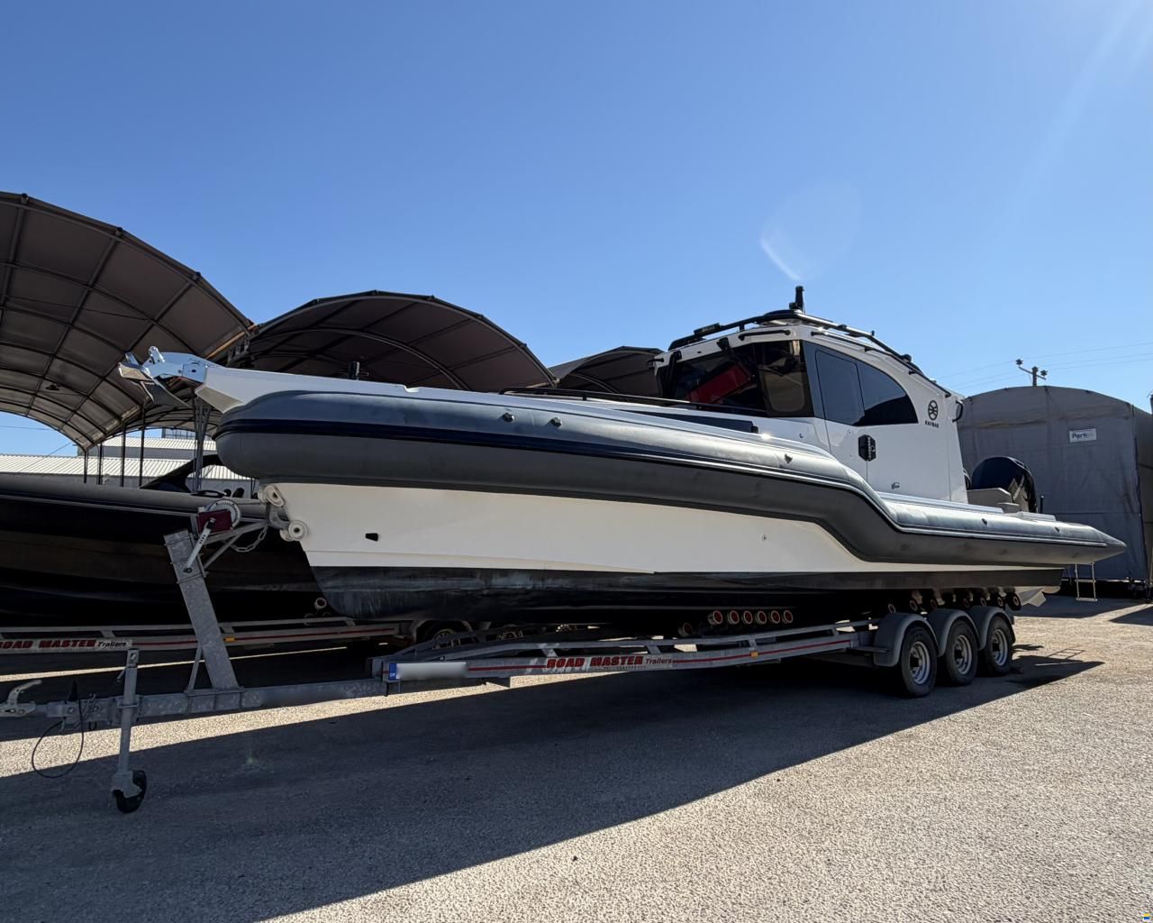 Rafnar 1200 Cross Cabin