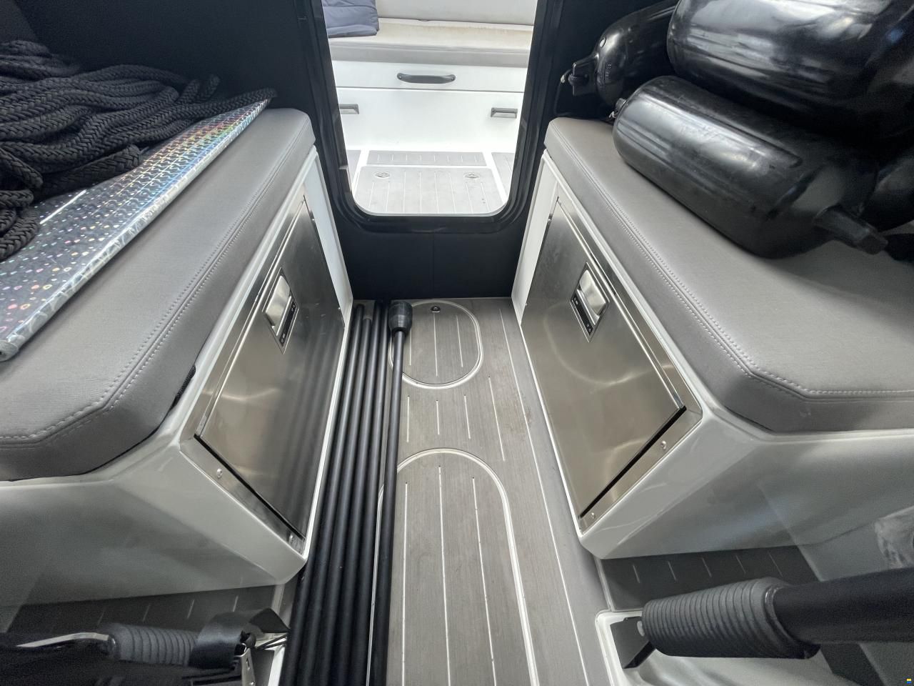 Rafnar 1200 Cross Cabin