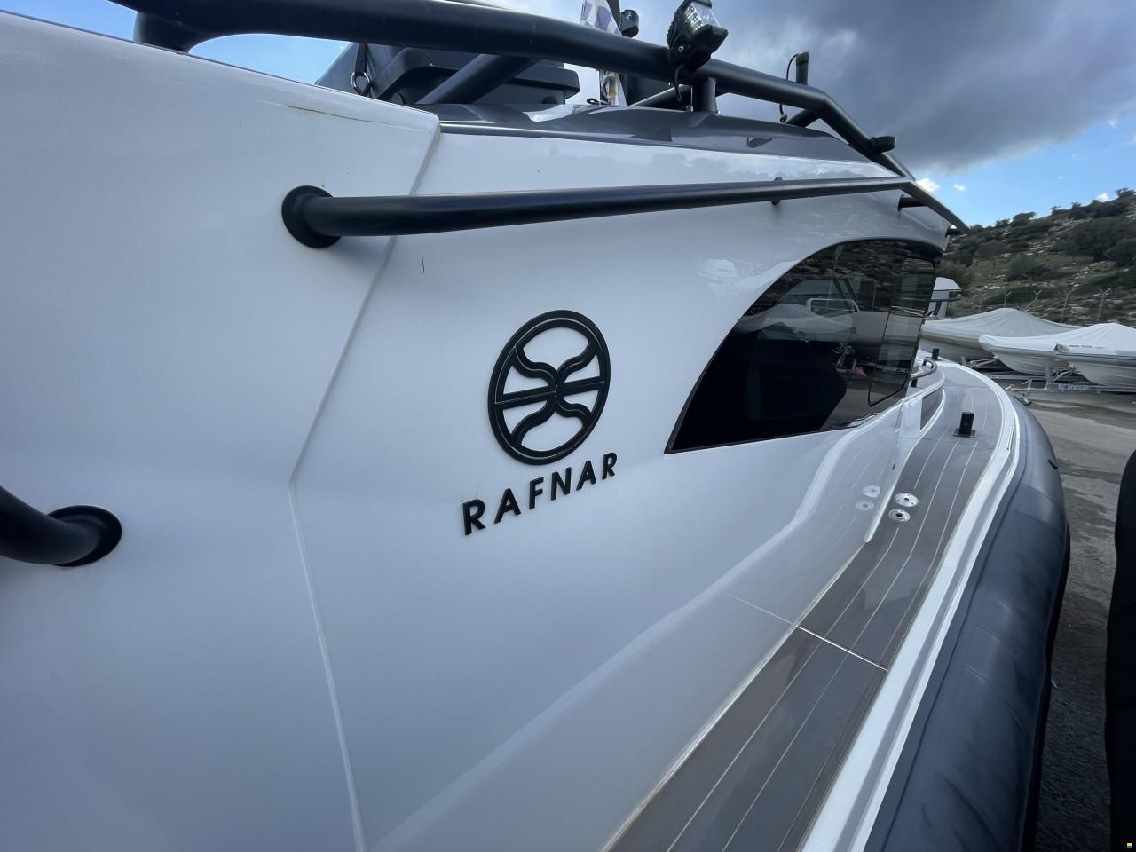 Rafnar 1200 Cross Cabin