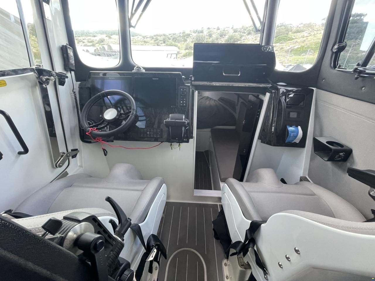 Rafnar 1200 Cross Cabin