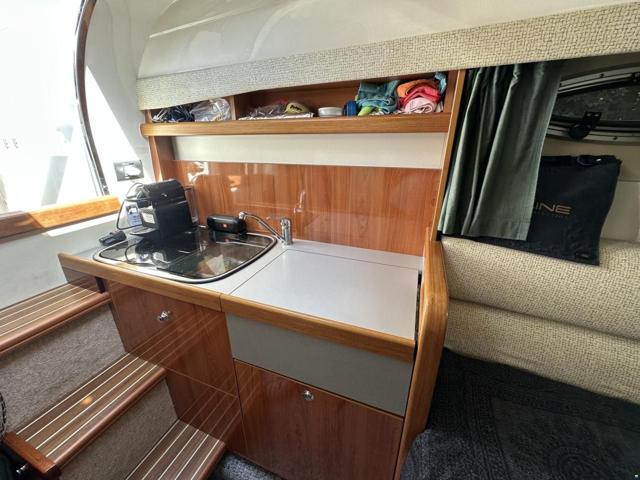 Sealine S23