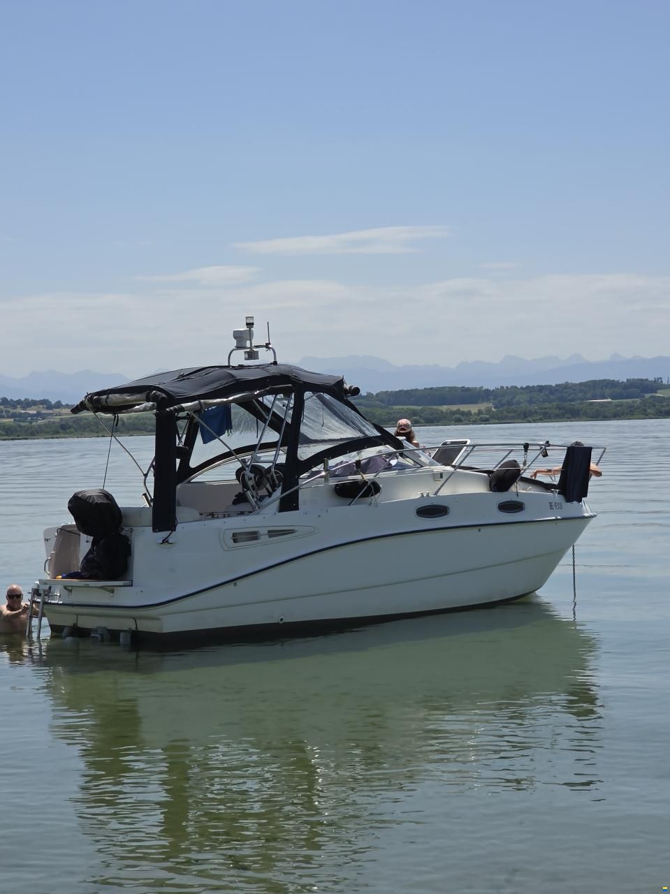Sealine S23