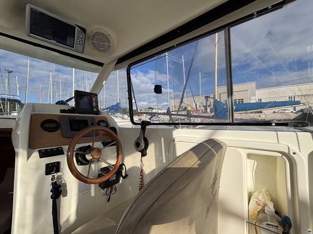 Jeanneau Merry Fisher 725