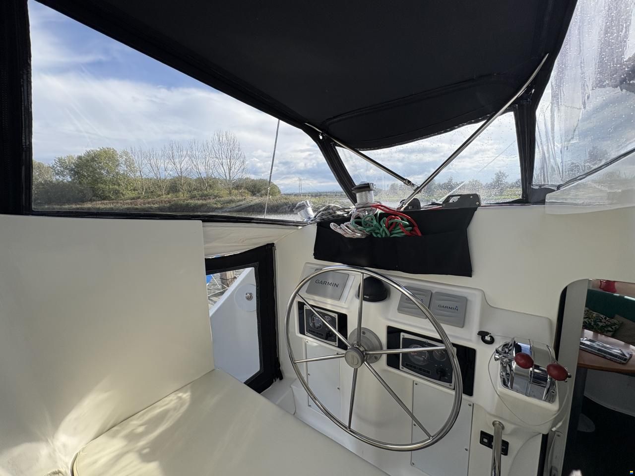 Lagoon 410